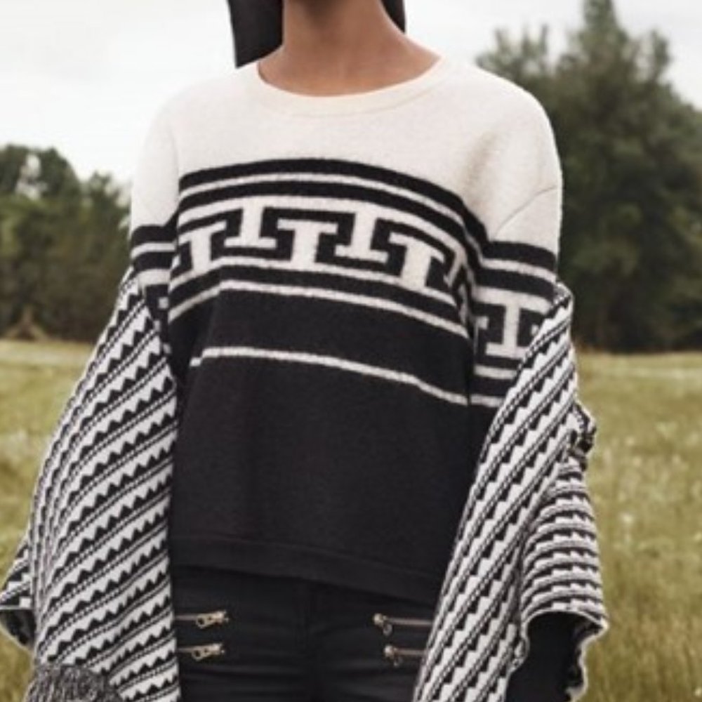 Topshop Black & White Greek Key Print Sweater Sz 4